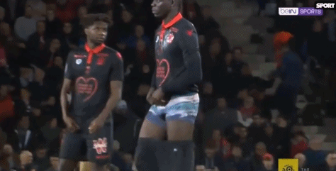 16队参与的乌兹别克斯坦超：中亚规模最大的顶级足球联赛（乌兹别克斯坦超级联赛：16队角逐的中亚最大顶级足球赛事）