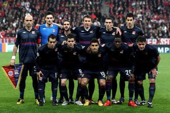 马卡：特尔施特根参加巴萨今日合练，有望复出入选欧冠大名单（马卡报：特尔施特根今日随巴萨合练，或复出进入欧冠名单）