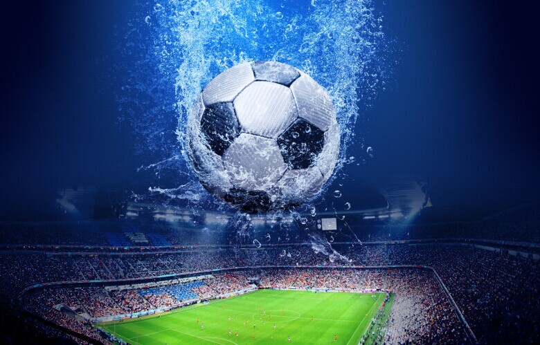 你要跳舞吗？非洲杯半场，一位摄像大哥随着音乐在雨中热舞（非洲杯中场，雨中摄像师随音乐跳嗨了）