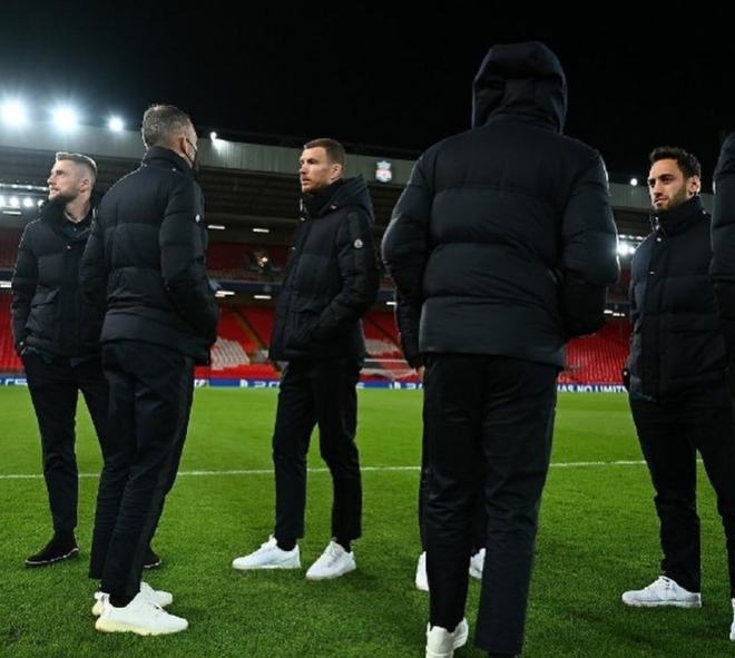 米体：国米计划在冬窗引进热那亚边后卫诺顿-库菲，外租恩里克（米体：国米冬窗有意签下热那亚翼卫诺顿-库菲，恩里克或外租离队）