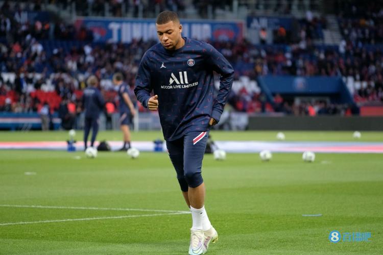 德天空：利物浦、曼城等豪门盯上迪奥曼德，莱比锡标价超1亿欧（德天空：利物浦、曼城等豪门有意迪奥曼德，莱比锡要价逾1亿欧元）