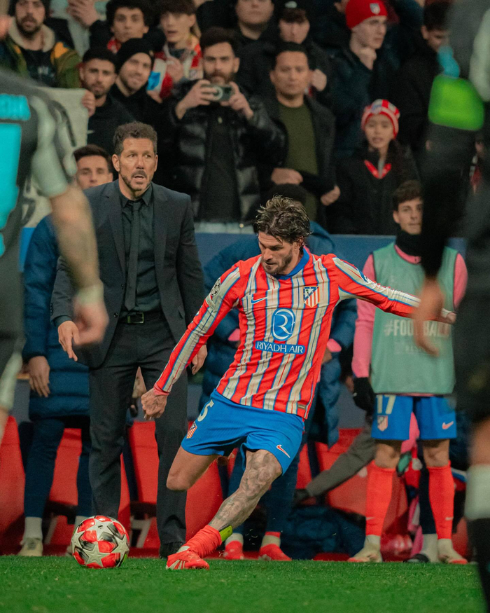 谁说“千年老二”？王皓的生日，让乒乓圈给出最硬的回答